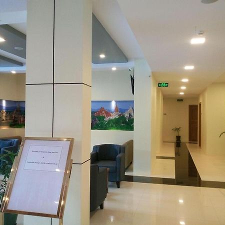 Hotel H Valley Янгон Экстерьер фото