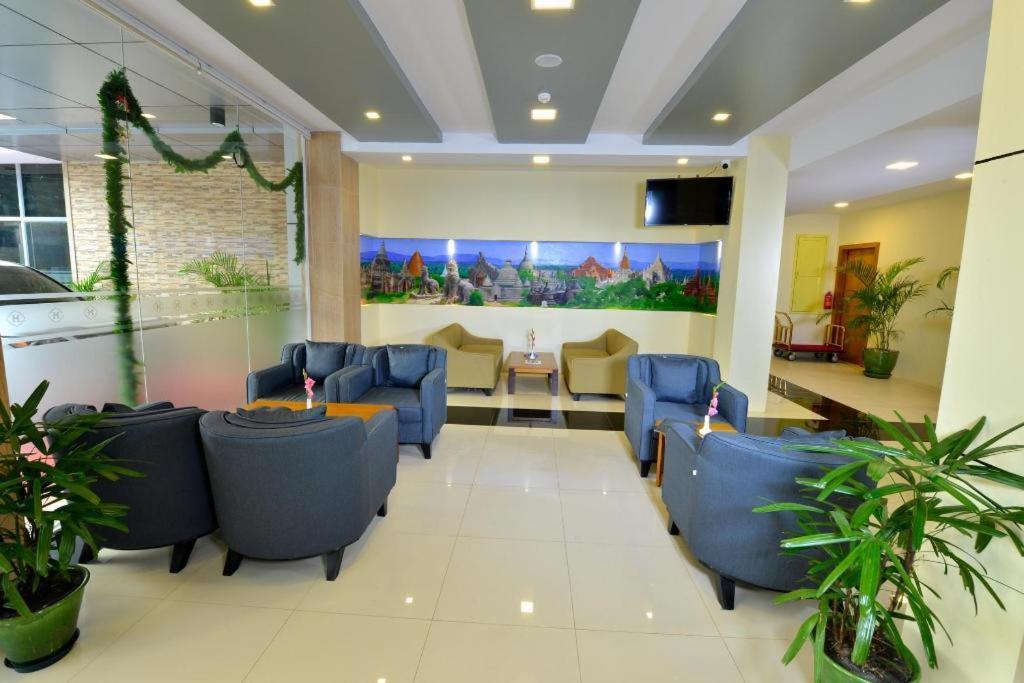 Hotel H Valley Янгон Экстерьер фото