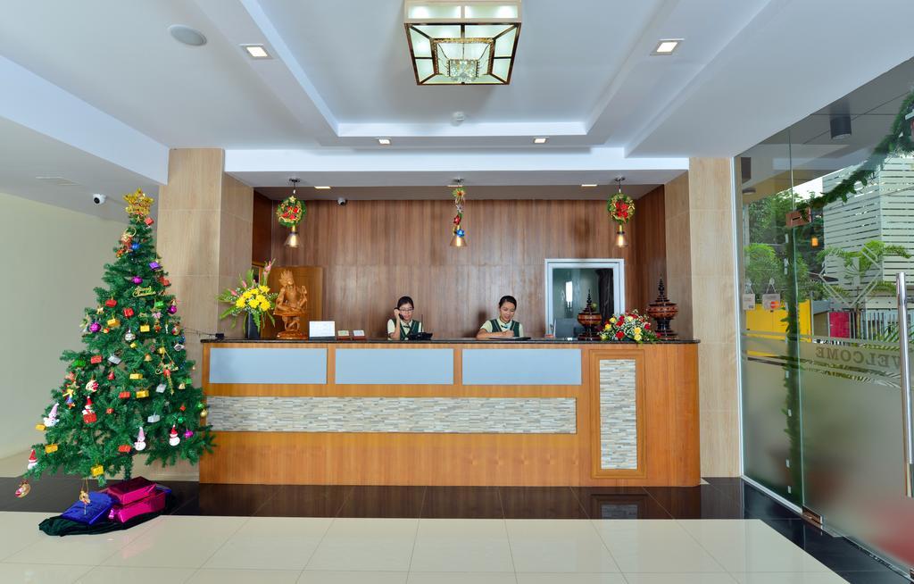 Hotel H Valley Янгон Экстерьер фото
