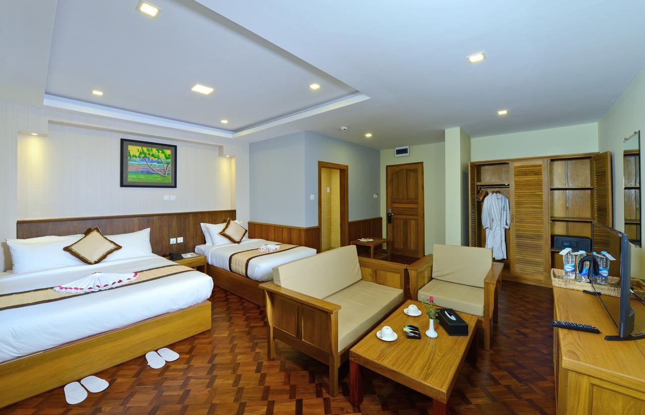 Hotel H Valley Янгон Экстерьер фото