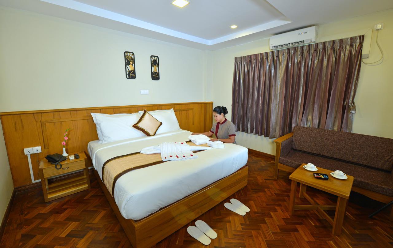 Hotel H Valley Янгон Экстерьер фото
